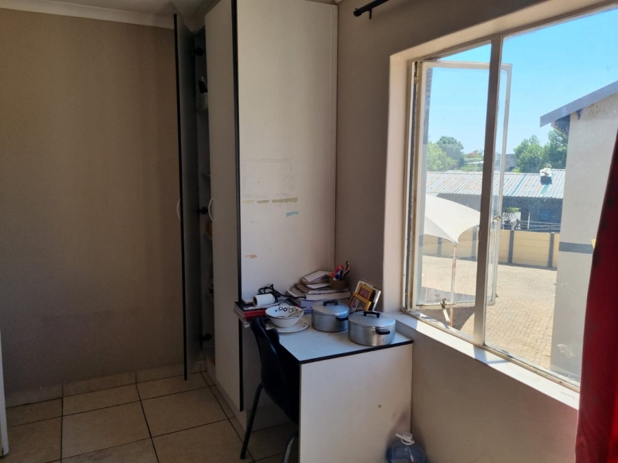 5 Bedroom Property for Sale in Brandwag Free State